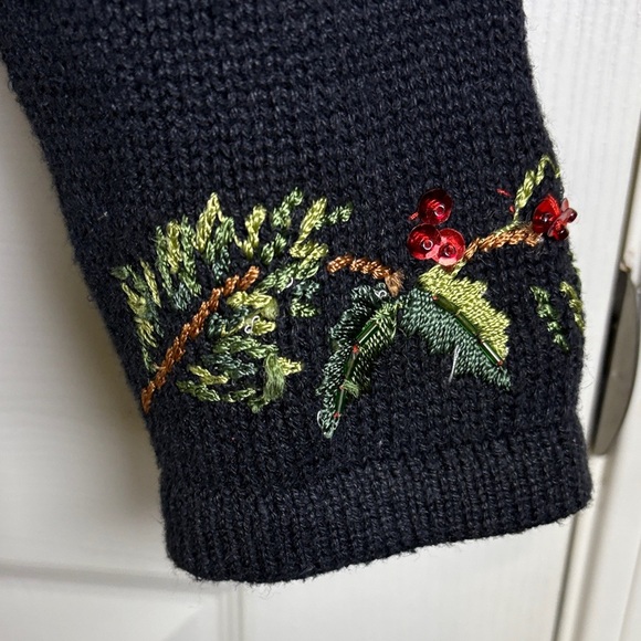 Vintage Tiara International Black Cardigan with Cardinal Embroidery Size Small - Picture 7 of 15